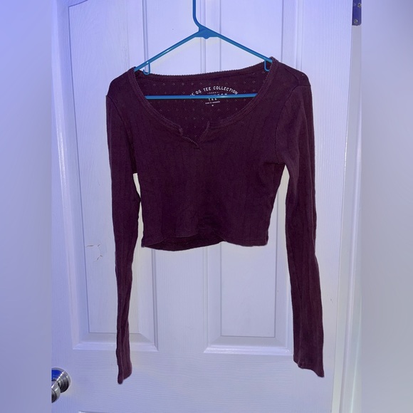 Maroon Cropped Long Sleeve (Medium) - Picture 1 of 3